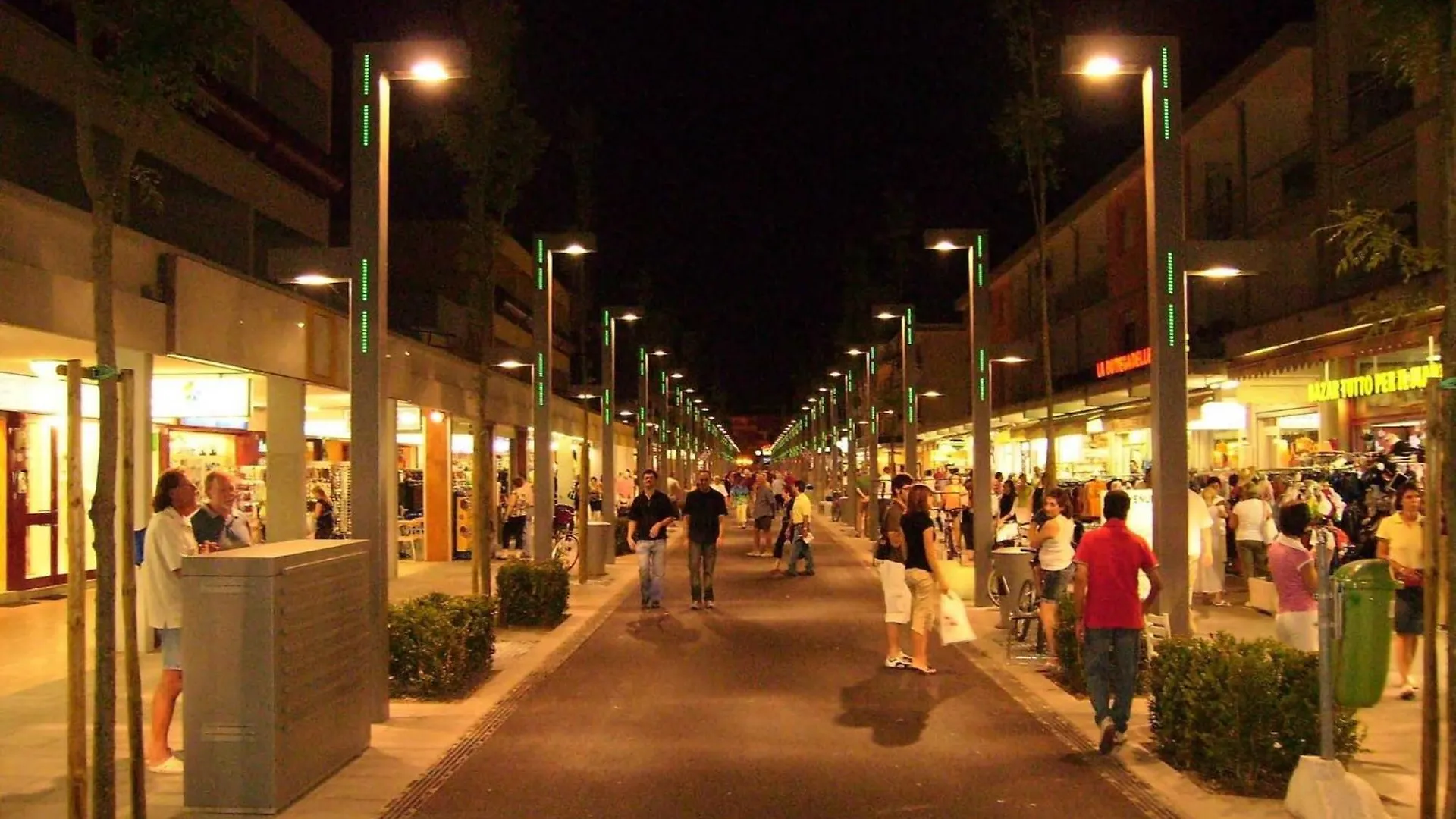 A Suitable Apartment In Bibione By Beahost Rentals
